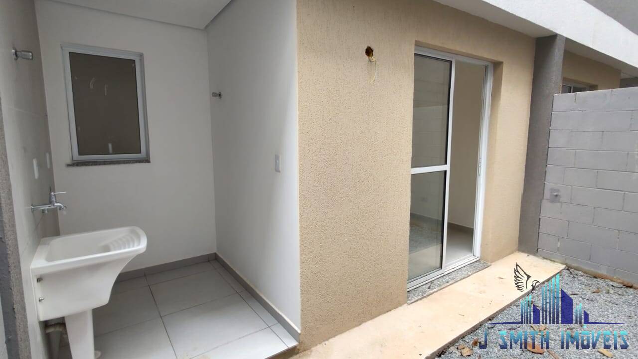 Casa à venda com 3 quartos, 100m² - Foto 17