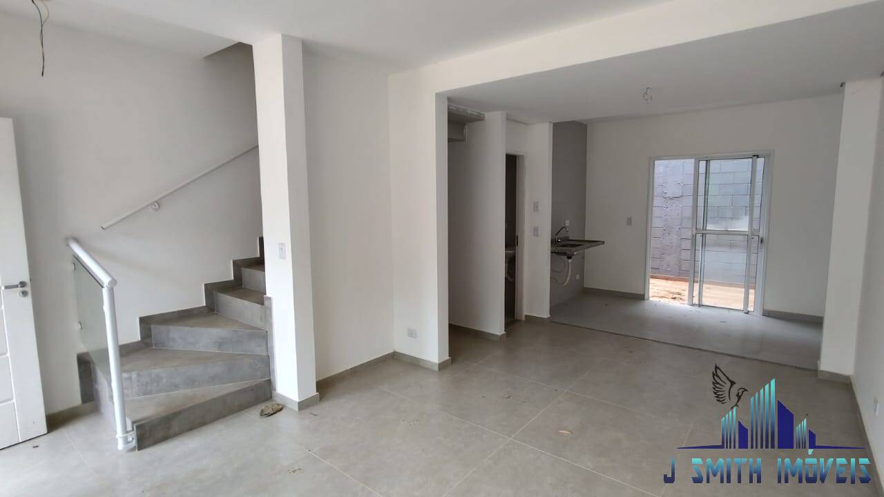 Casa à venda com 2 quartos, 75m² - Foto 5