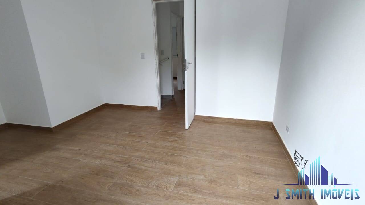 Casa à venda com 2 quartos, 75m² - Foto 13