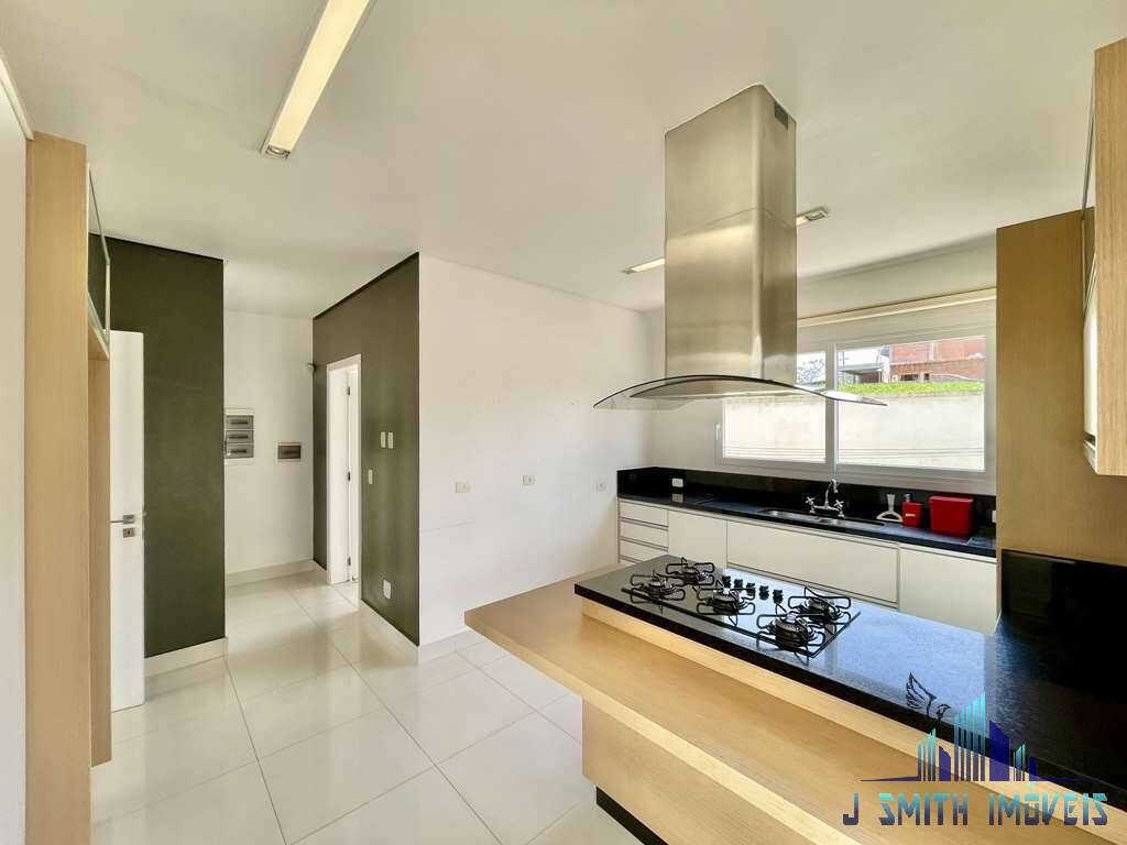 Casa à venda com 4 quartos, 332m² - Foto 12