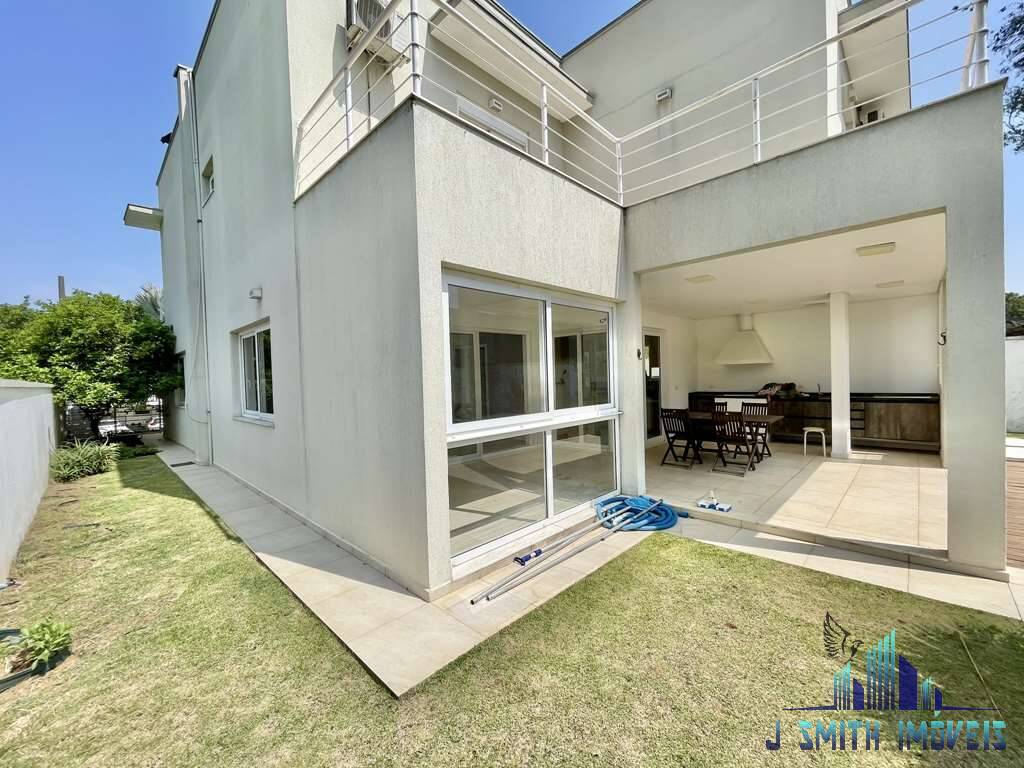 Casa à venda com 4 quartos, 332m² - Foto 29