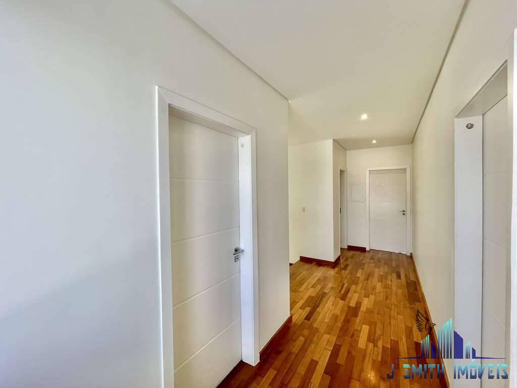 Casa à venda com 4 quartos, 332m² - Foto 32