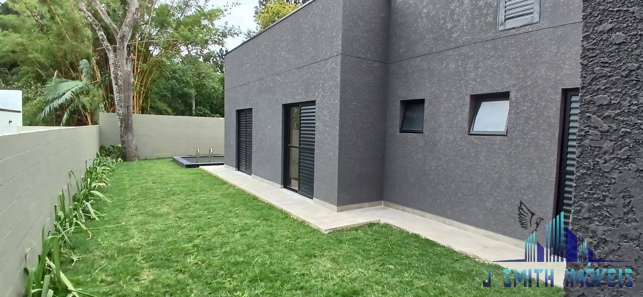 Casa de Condomínio à venda com 3 quartos, 245m² - Foto 2