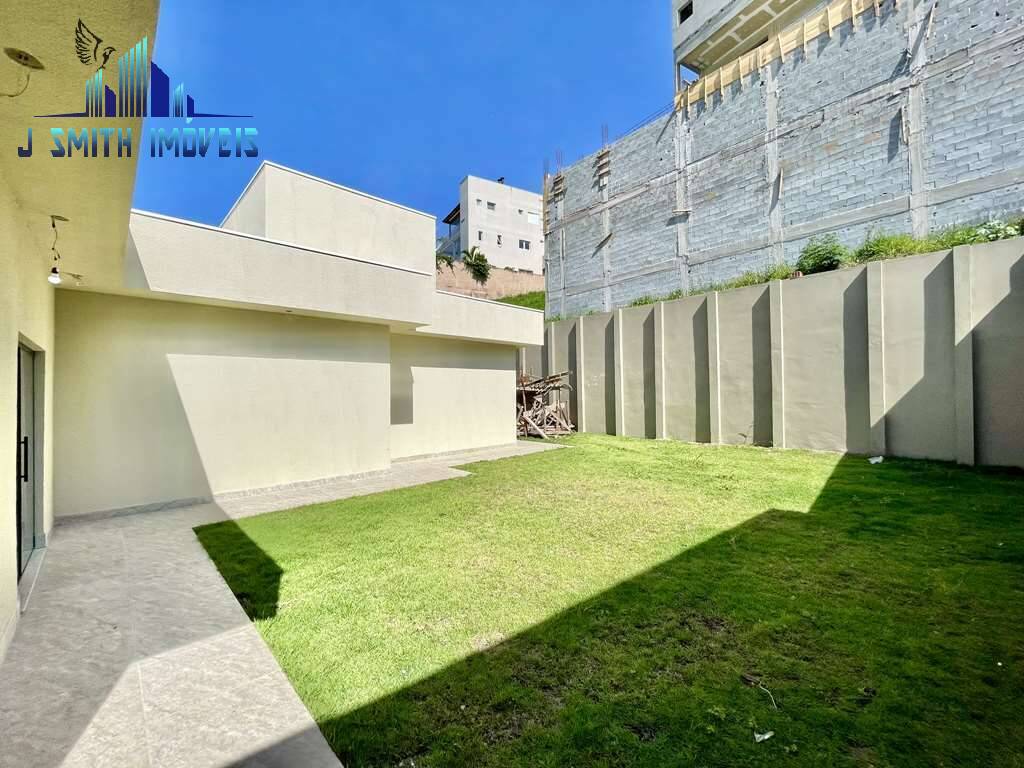 Casa à venda com 3 quartos, 230m² - Foto 30