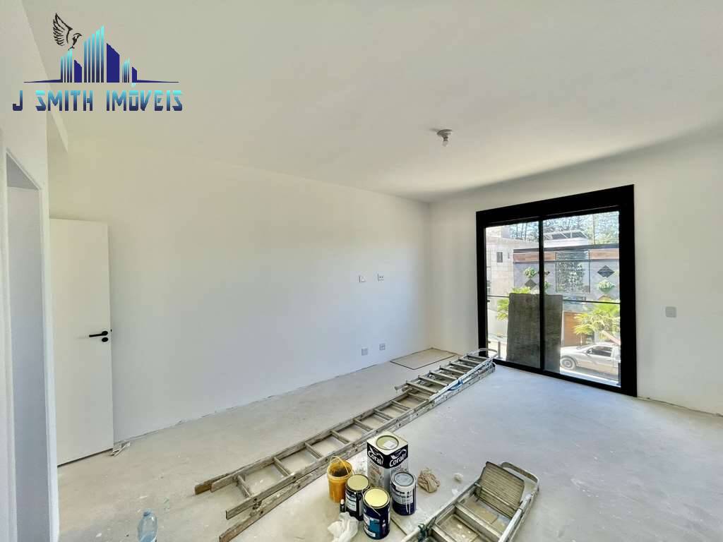 Casa à venda com 3 quartos, 230m² - Foto 24