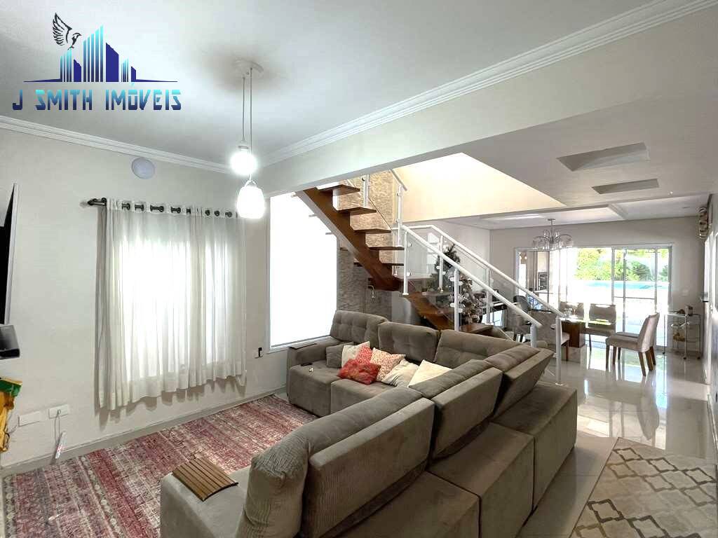 Casa à venda com 3 quartos, 335m² - Foto 8