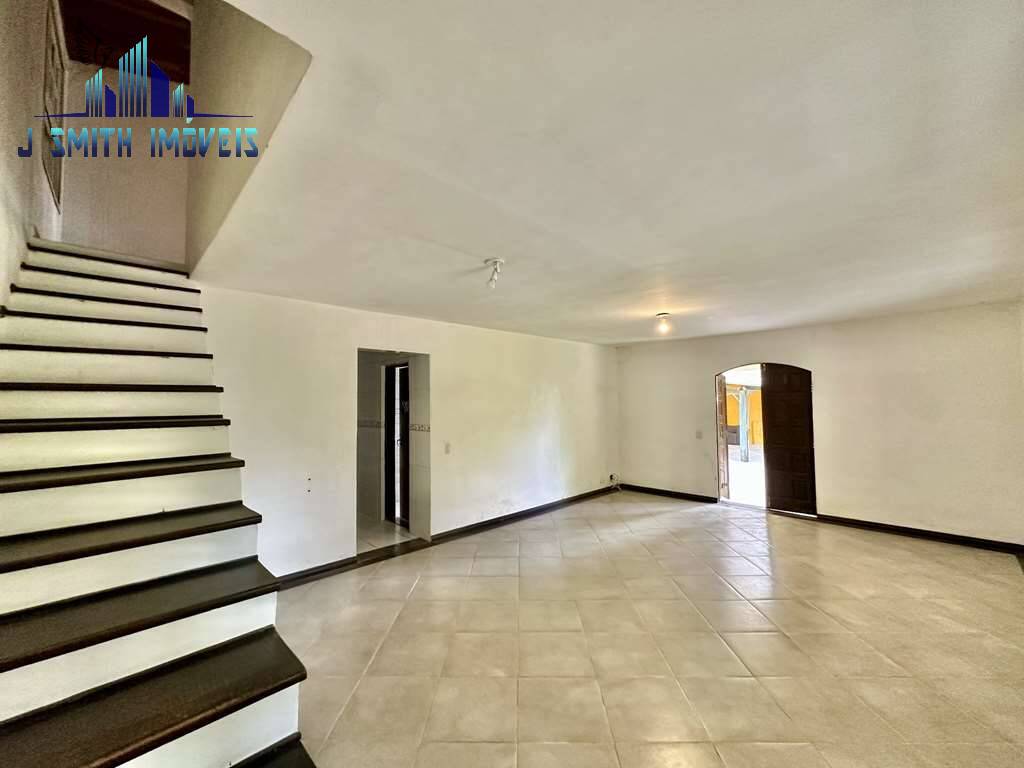 Casa à venda com 3 quartos, 150m² - Foto 14