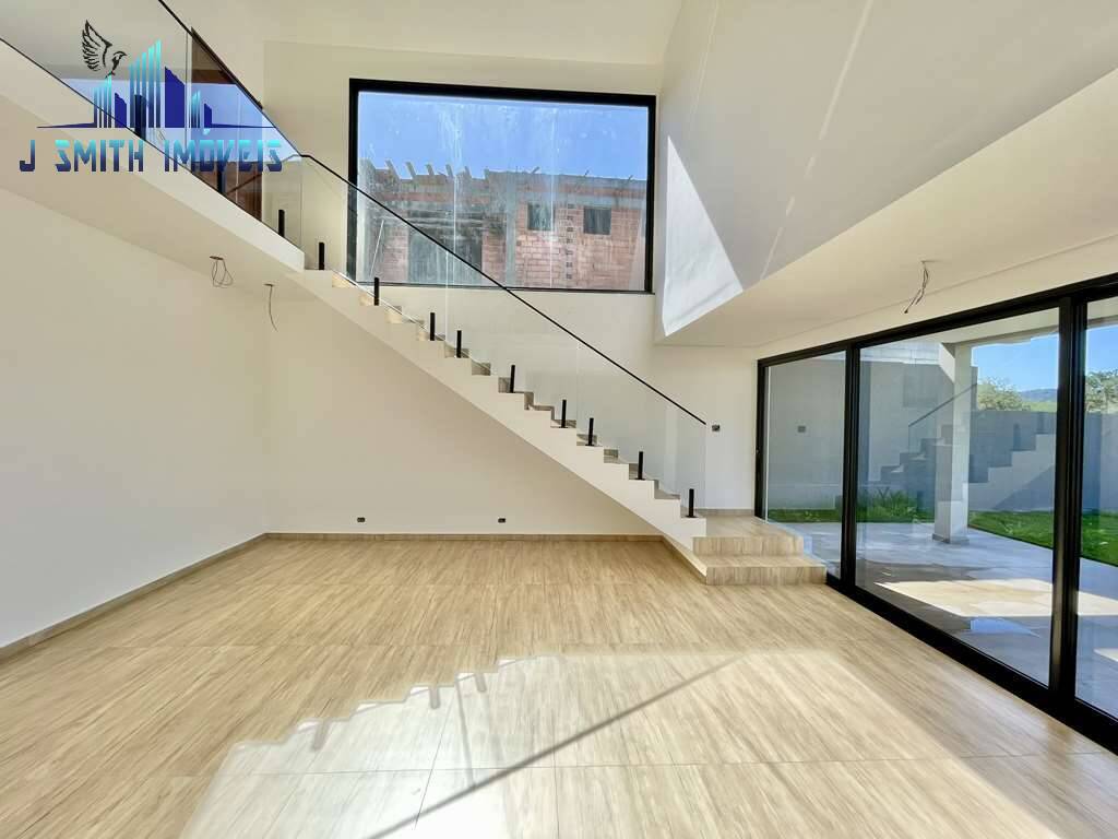 Casa à venda com 3 quartos, 230m² - Foto 14