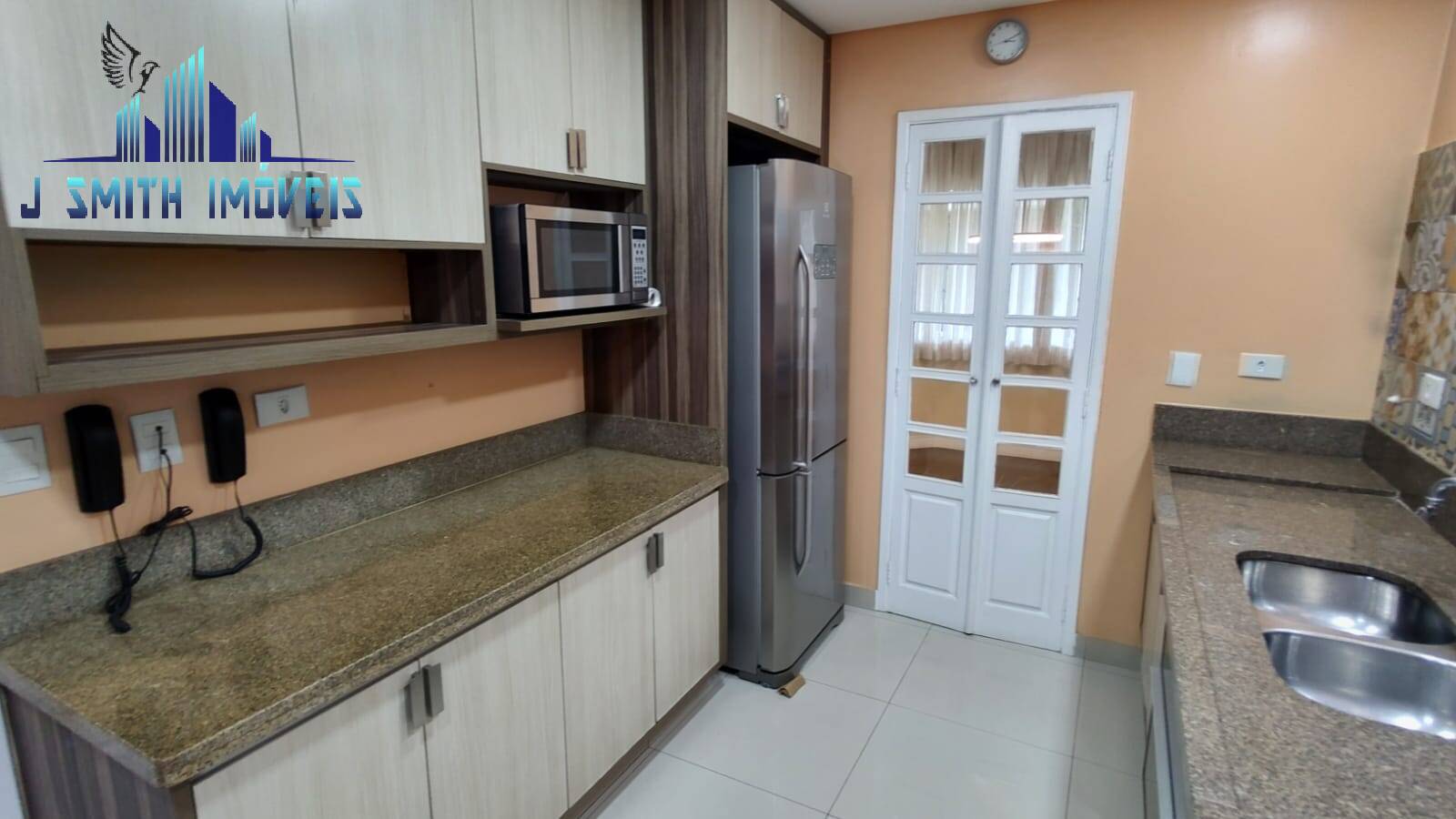 Casa à venda com 3 quartos, 188m² - Foto 8