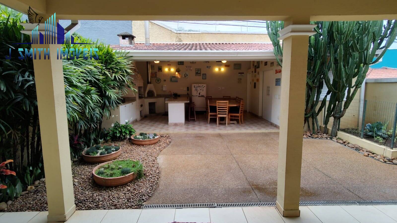 Casa à venda com 3 quartos, 188m² - Foto 11