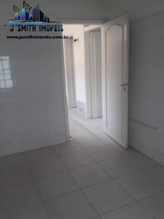 Casa à venda com 3 quartos, 109m² - Foto 16