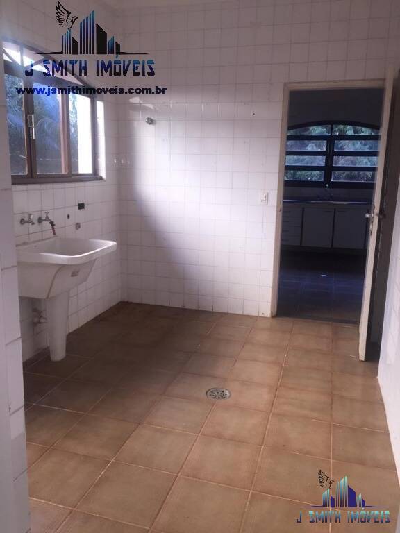 Casa de Condomínio para alugar com 3 quartos, 282m² - Foto 24