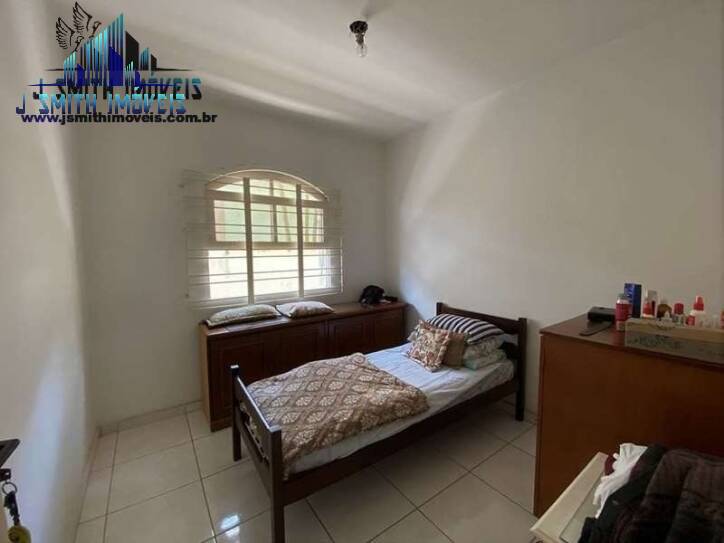 Casa à venda com 3 quartos, 200m² - Foto 5