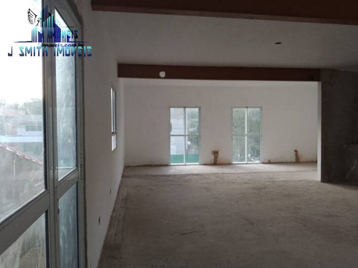 Casa à venda com 4 quartos, 282m² - Foto 2