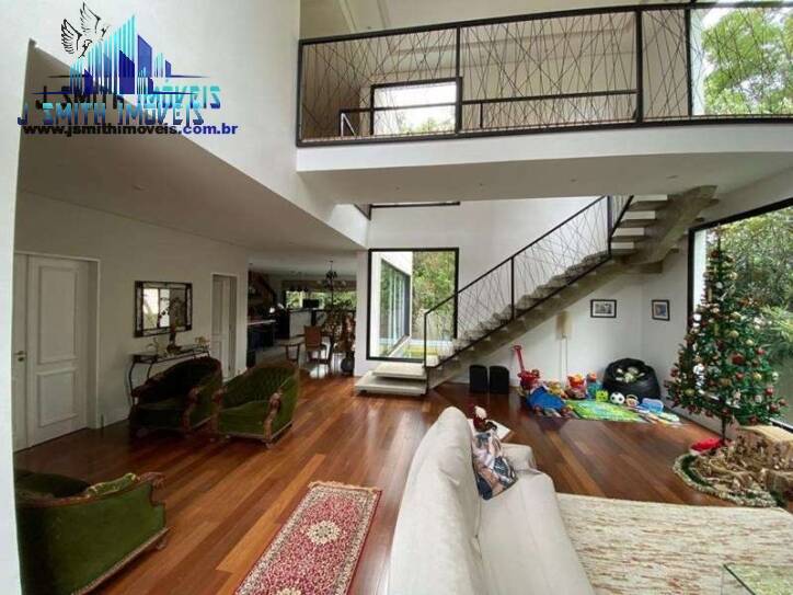 Casa de Condomínio à venda com 3 quartos, 427m² - Foto 1