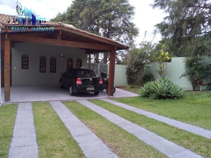 Casa de Condomínio à venda com 3 quartos, 226m² - Foto 1