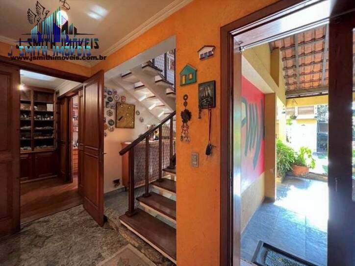 Casa de Condomínio à venda com 4 quartos, 342m² - Foto 13