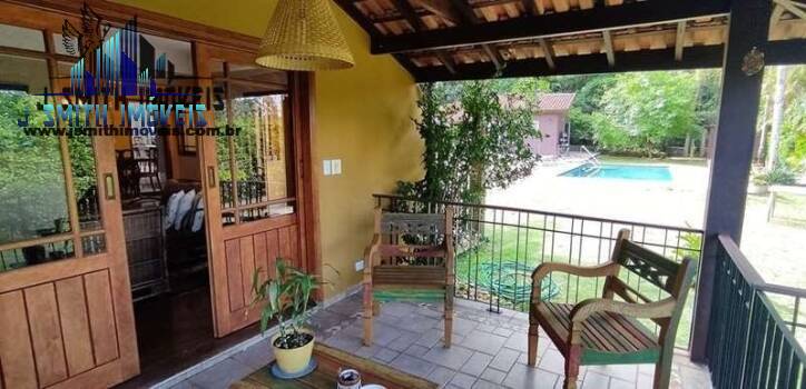 Casa de Condomínio à venda com 3 quartos, 330m² - Foto 3