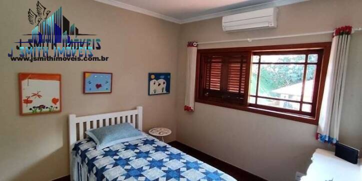 Casa de Condomínio à venda com 3 quartos, 330m² - Foto 32