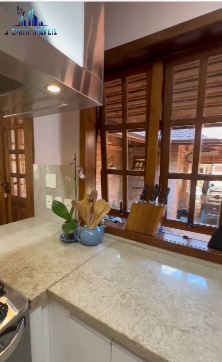 Casa de Condomínio à venda com 4 quartos, 400m² - Foto 10